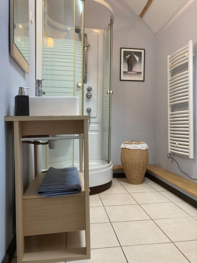 Bed and Breakfast La Vieille Laiterie Plessala Esterno foto